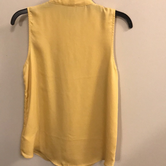 NWT Light Yellow Sleeveless Blouse- H&M -  US 4 - Picture 4 of 4